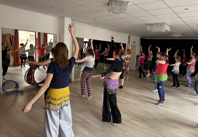 Arabics Arabics Tanzkurs im Tanzstudio Miral mit Trainerin Kathleen