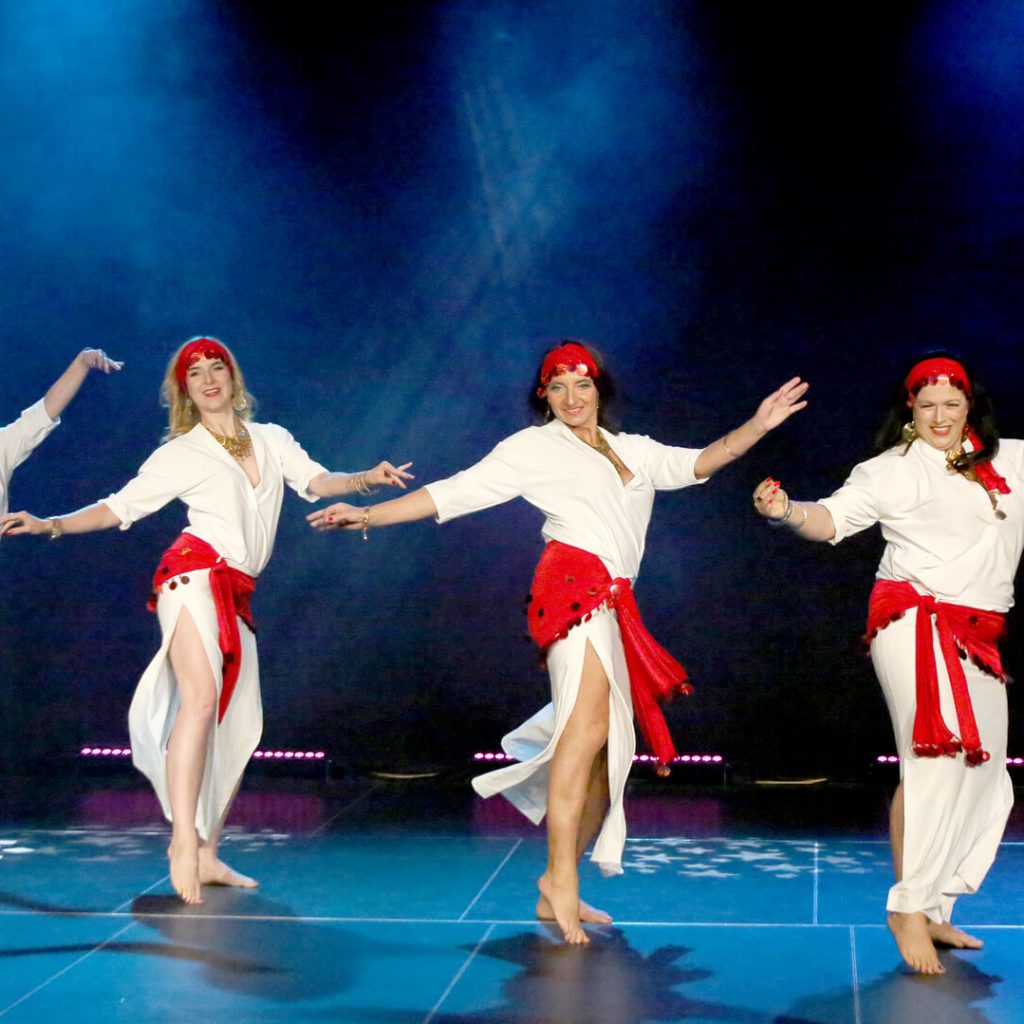 Showgruppe Miral vom Tanzstudio Miral auf dem Dance Weekend in Warsaw 2025